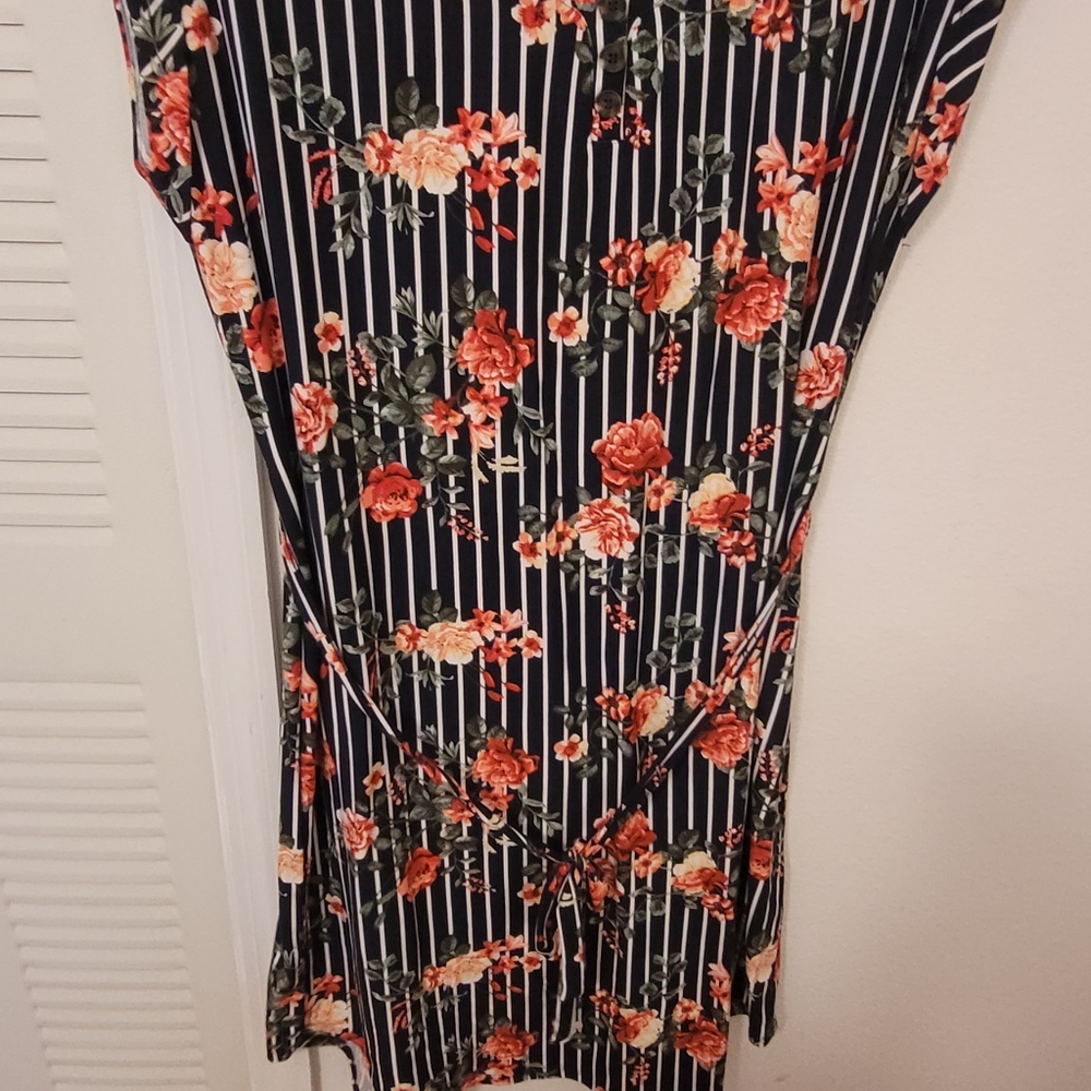 Bobbie Brooks Plus Size XL Navy Flower Dress